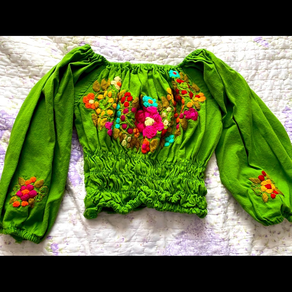 Crop top